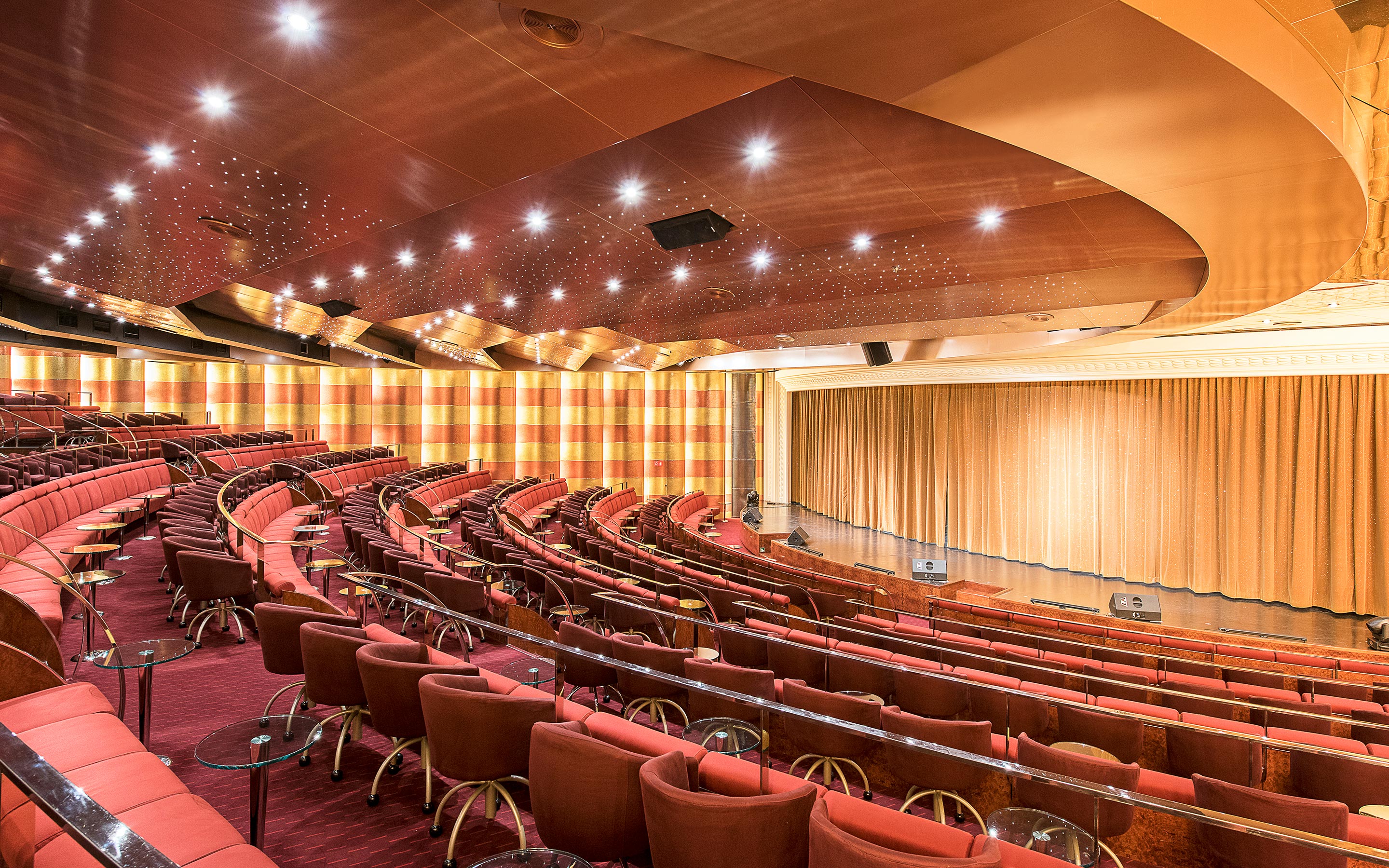 MSC Sinfonia Public Area Entrainment Leisure 02